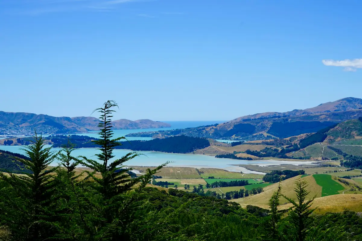 Lake and mountain scenery in Canterbury