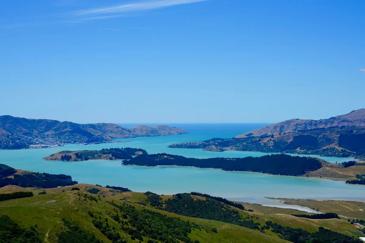 Lake and mountains in Canterbury